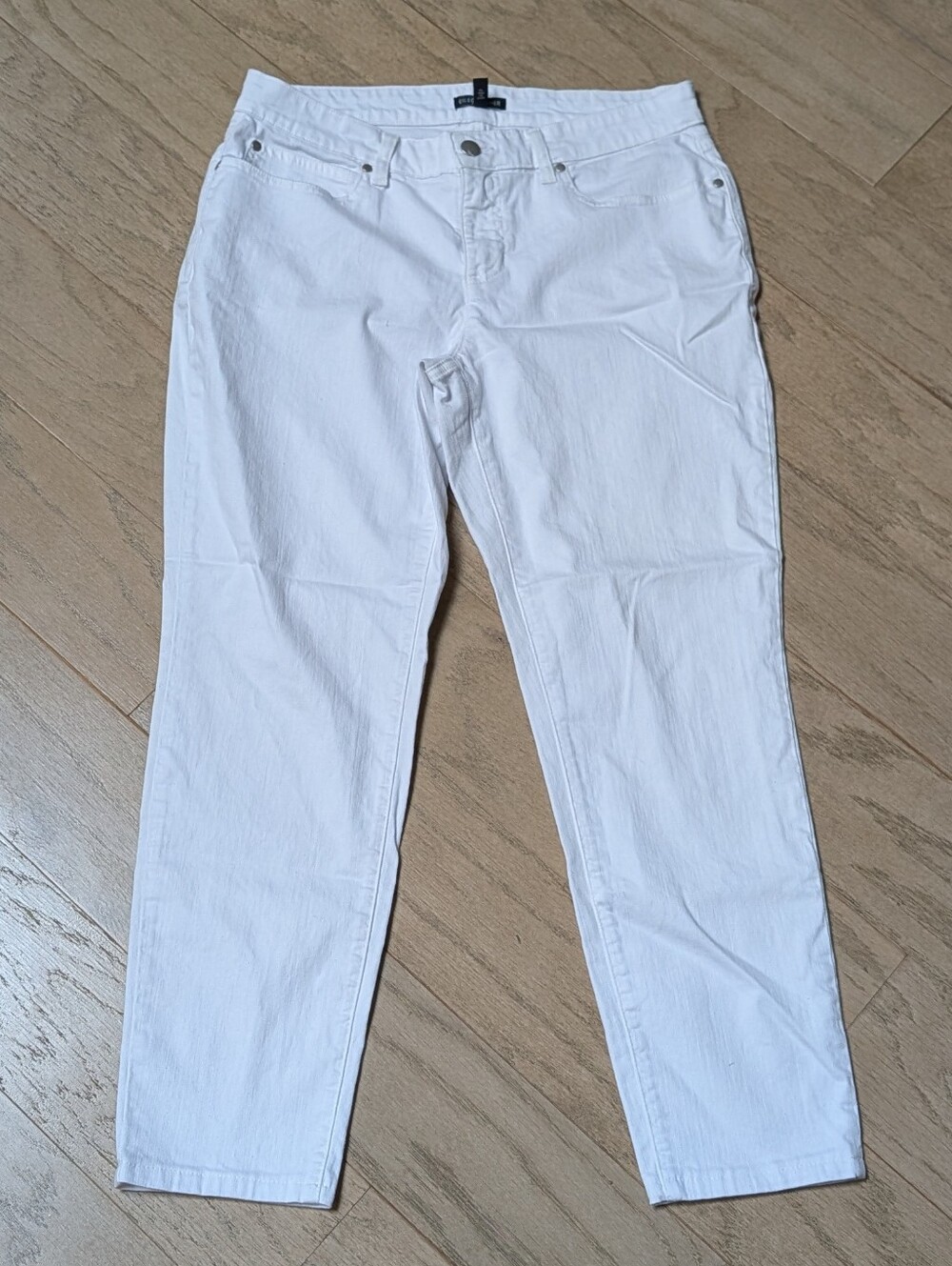 EILEEN FISHER white stretch ankle jeans 10